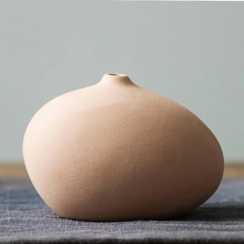 Minimalist Nordic Ceramic Vases – Elegance in Every Detail