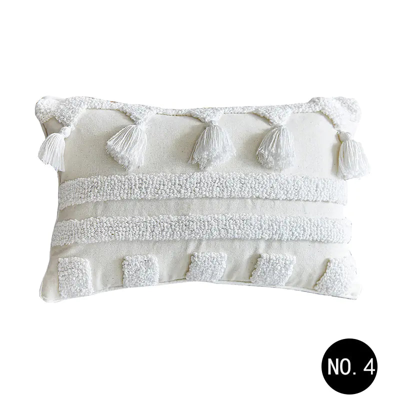 Nordic Throw Pillow – Moroccan-Inspired Elegance for Your Home