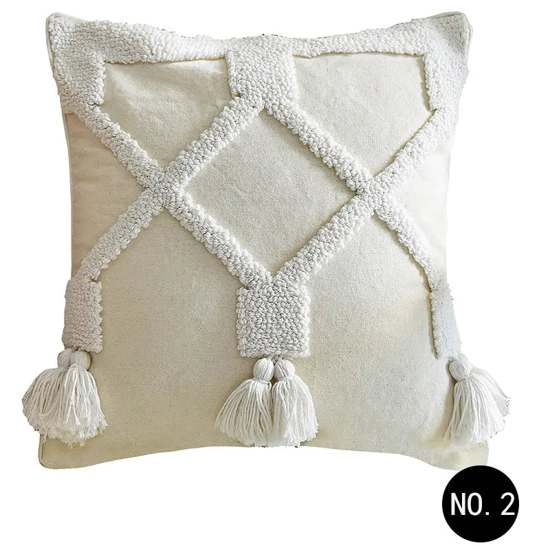 Nordic Throw Pillow – Moroccan-Inspired Elegance for Your Home